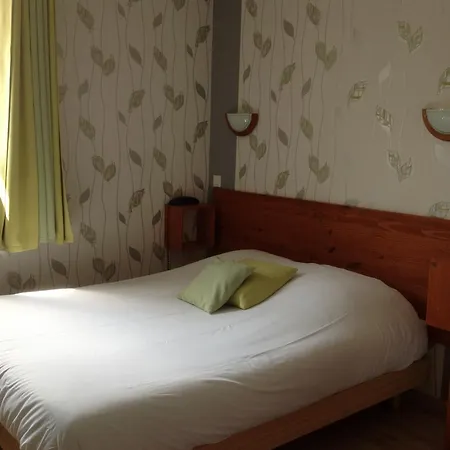 Logis De La Plaine Hotel La Rothière