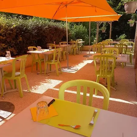 Logis De La Plaine 2*