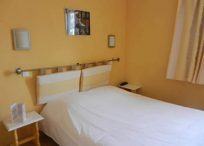 Ξενοδοχείο Logis De La Plaine 2*