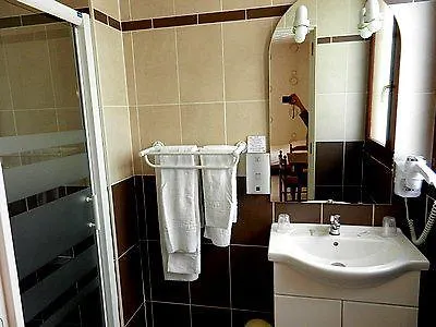 Ξενοδοχείο Logis De La Plaine La Rothière